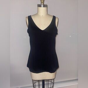 J.Mclaughlin Top Size XL​